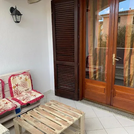 Appartamento10 Διαμέρισμα *
